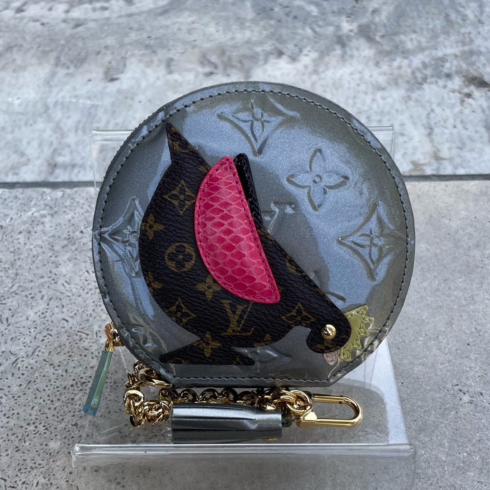 Louis Vuitton Animania Round Wallet